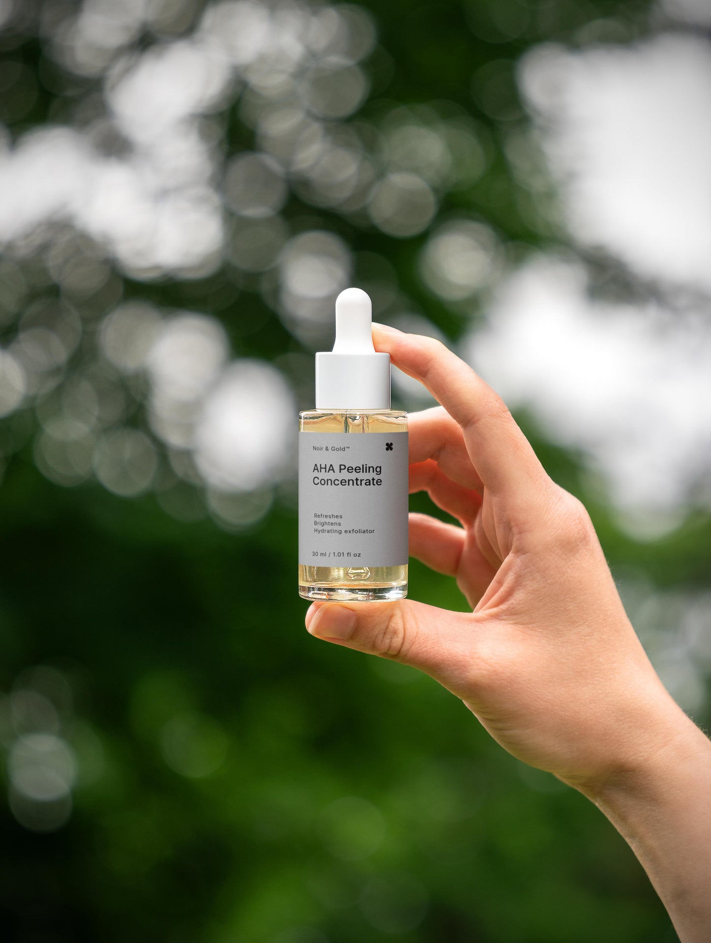 Noir & Gold™ AHA Peeling Concentrate